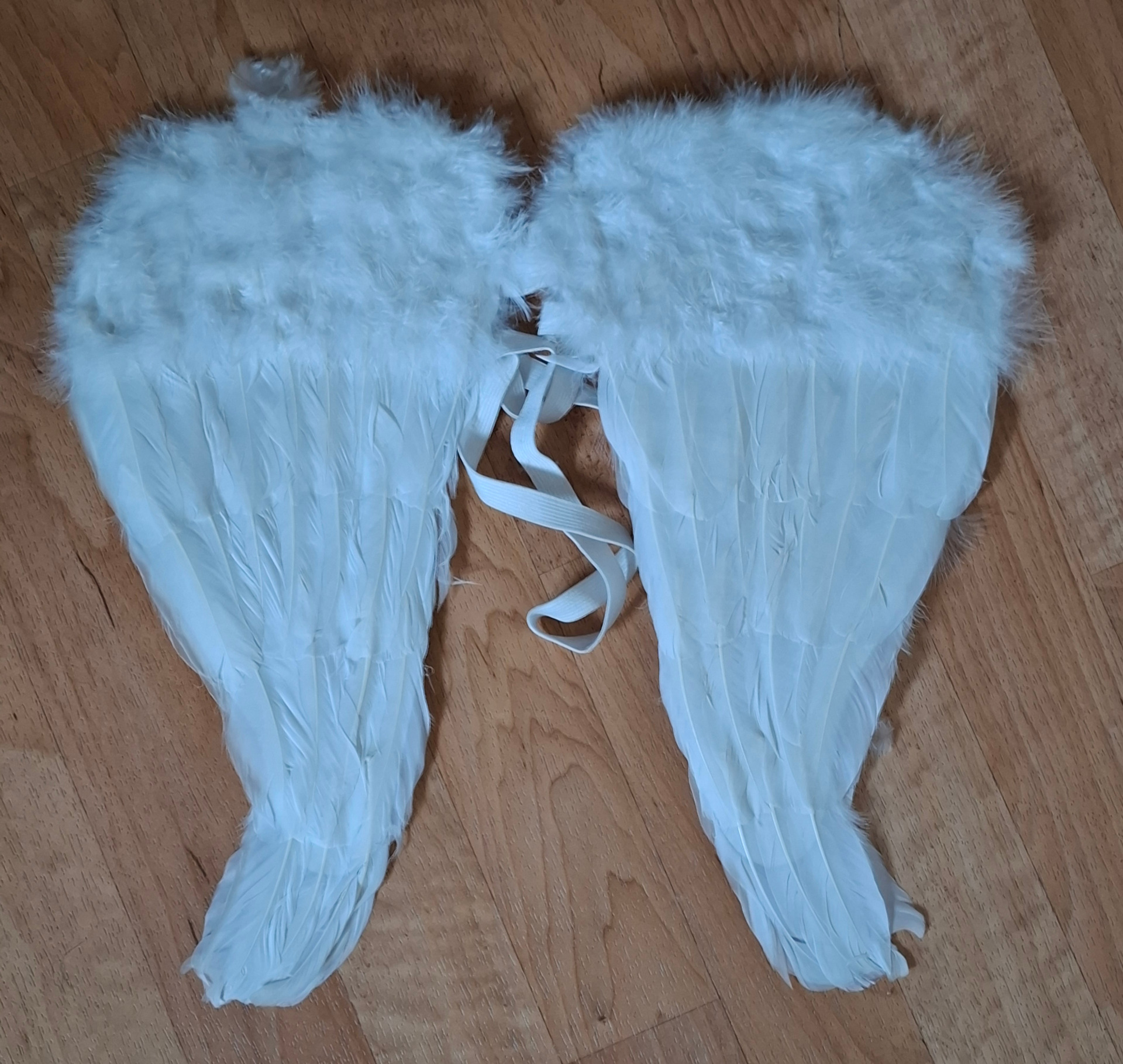 Ängla vingar i fjäder